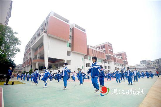 从“有学上”到“上好学”  湛江市推进城乡教育均衡发展