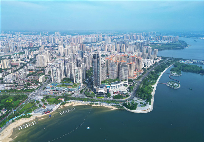 湛江金沙湾焕新颜迎国庆