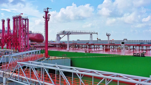 中科炼化成功“解锁”成品柴油卸船技能 助力华南能源稳定供应
