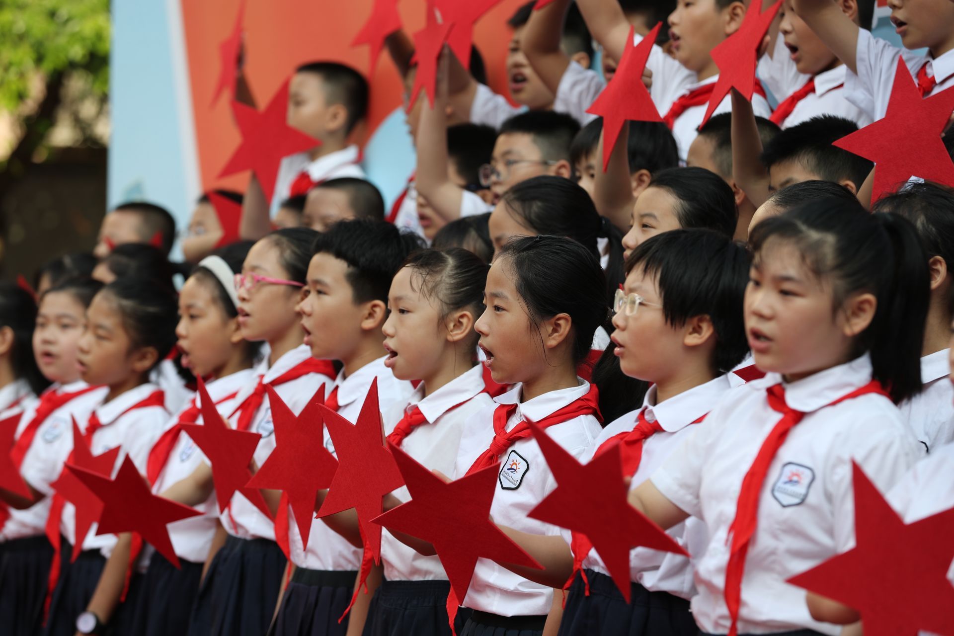 我市舉辦慶祝中國少年先鋒隊建隊75周年主題隊日活動