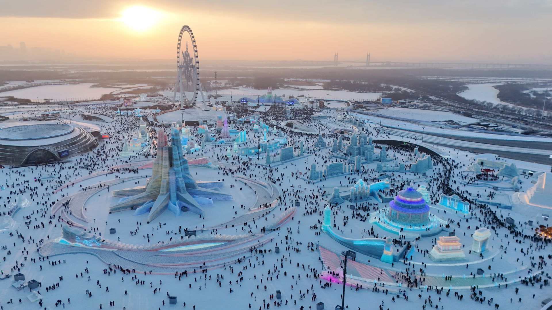 世界上最大的冰雪主題樂園，開園了！