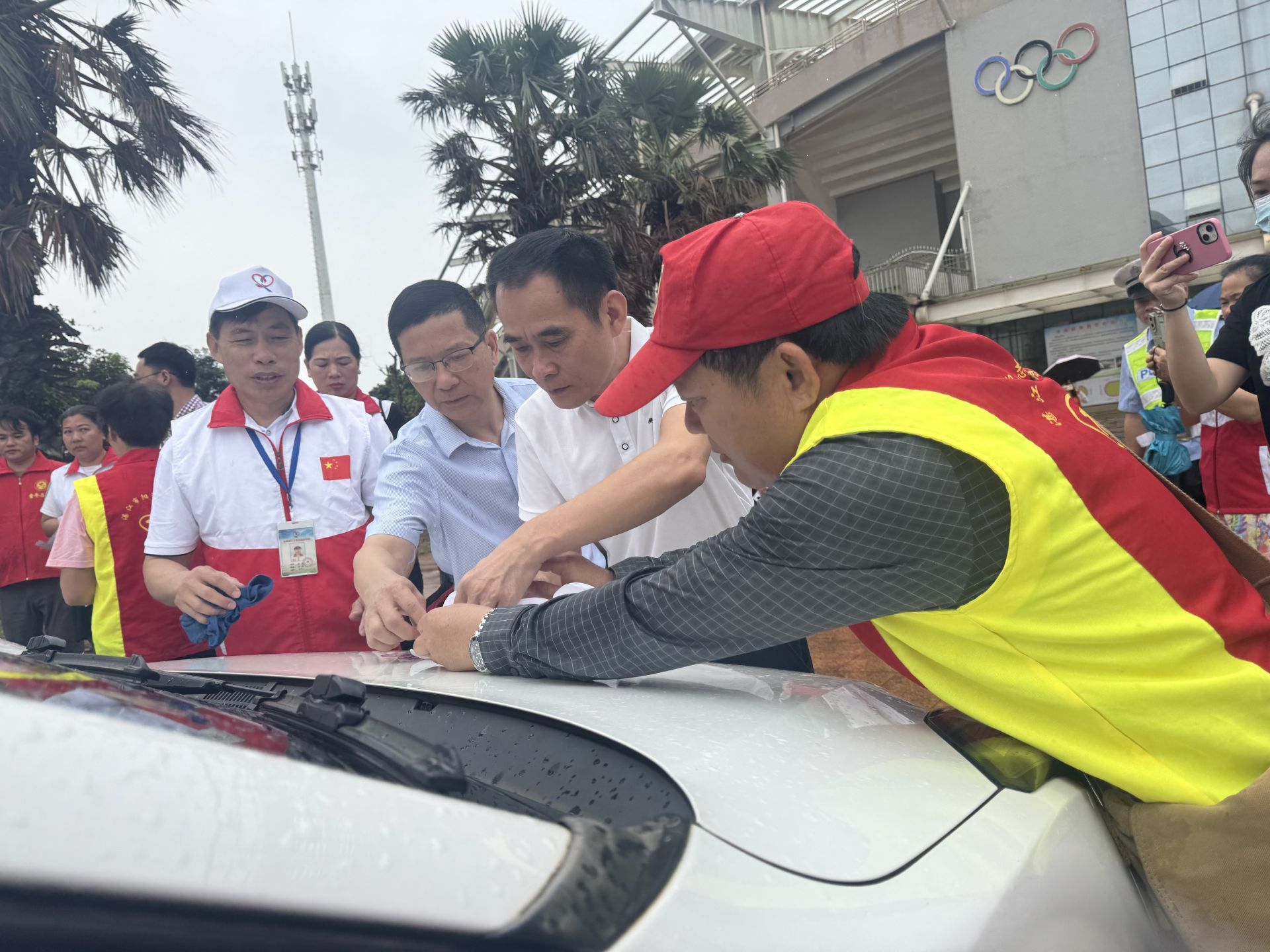 徐闻全面启动“爱心助考，为梦护航”志愿服务活动