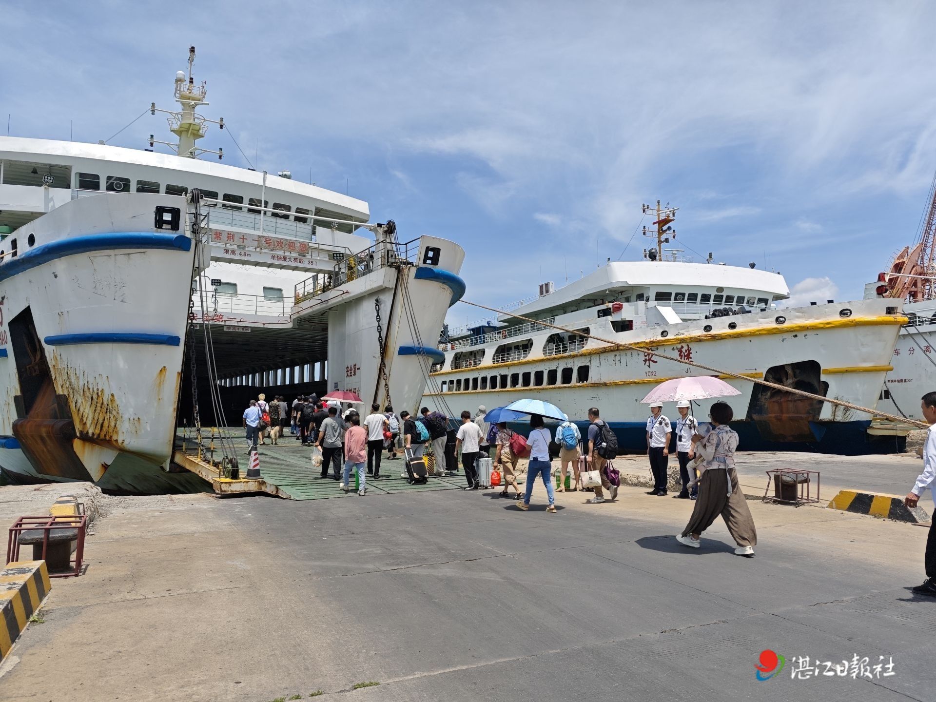 端午假期琼州海峡预计发送旅客约10.2万人次