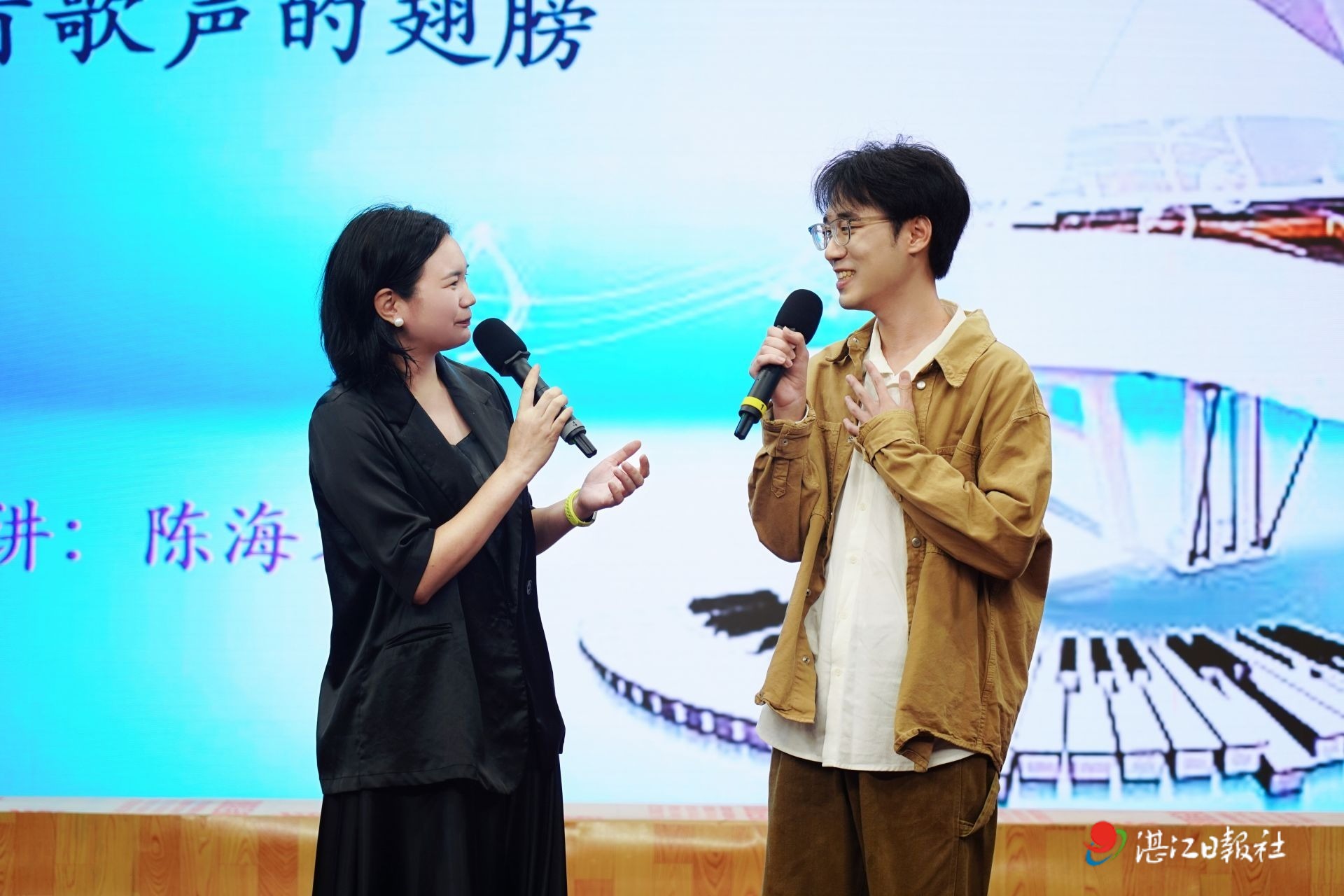 当白大褂遇见五线谱  广东医科大学音乐沙龙打造医学人文教育新范式