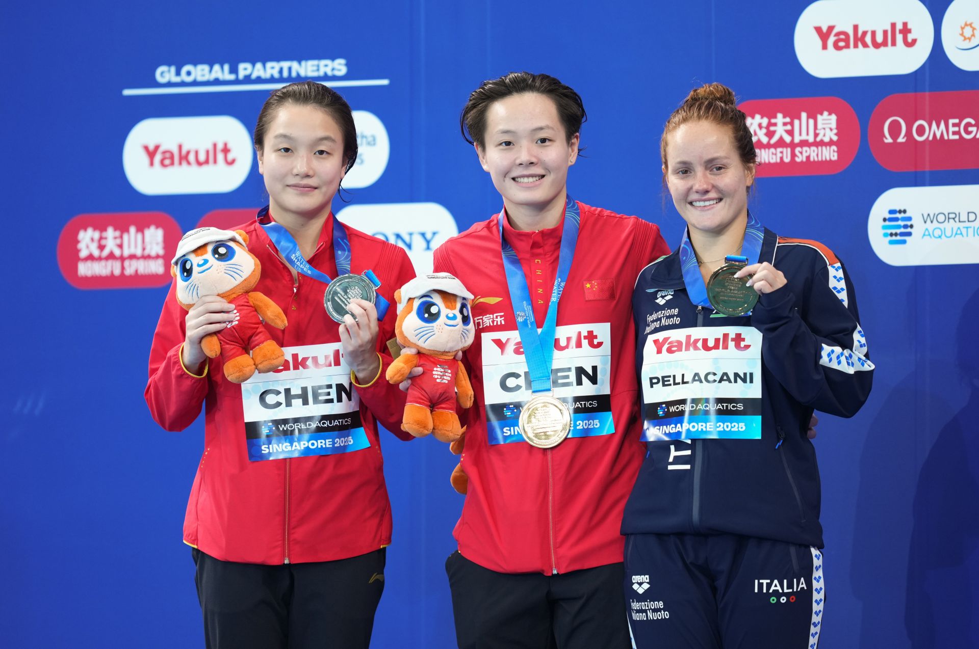 游泳世锦赛女子3米板决赛：陈艺文、陈佳包揽冠亚军
