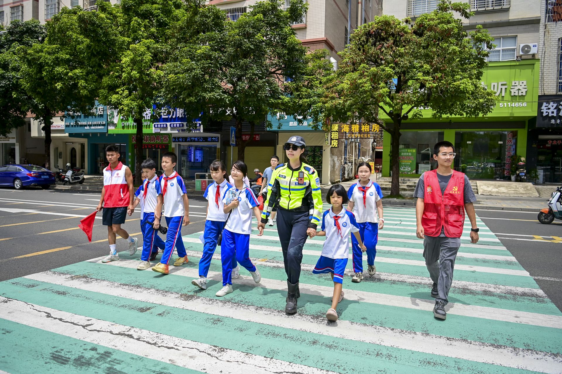 持续深化文明培育、文明实践、文明创建“文明湛江”步伐愈加稳健