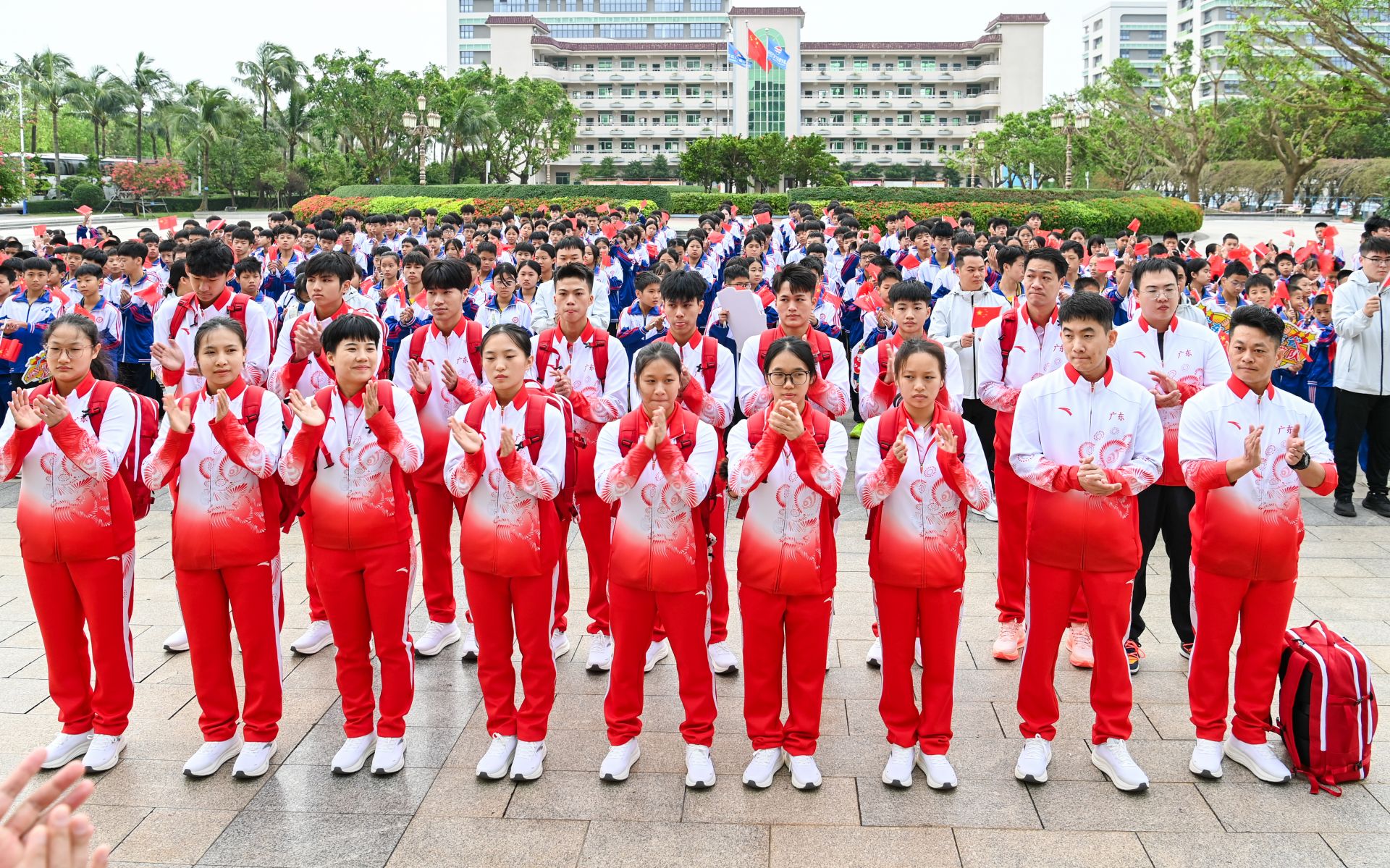 醒狮助威踏征程 广东空手道队14将剑指十五运决赛