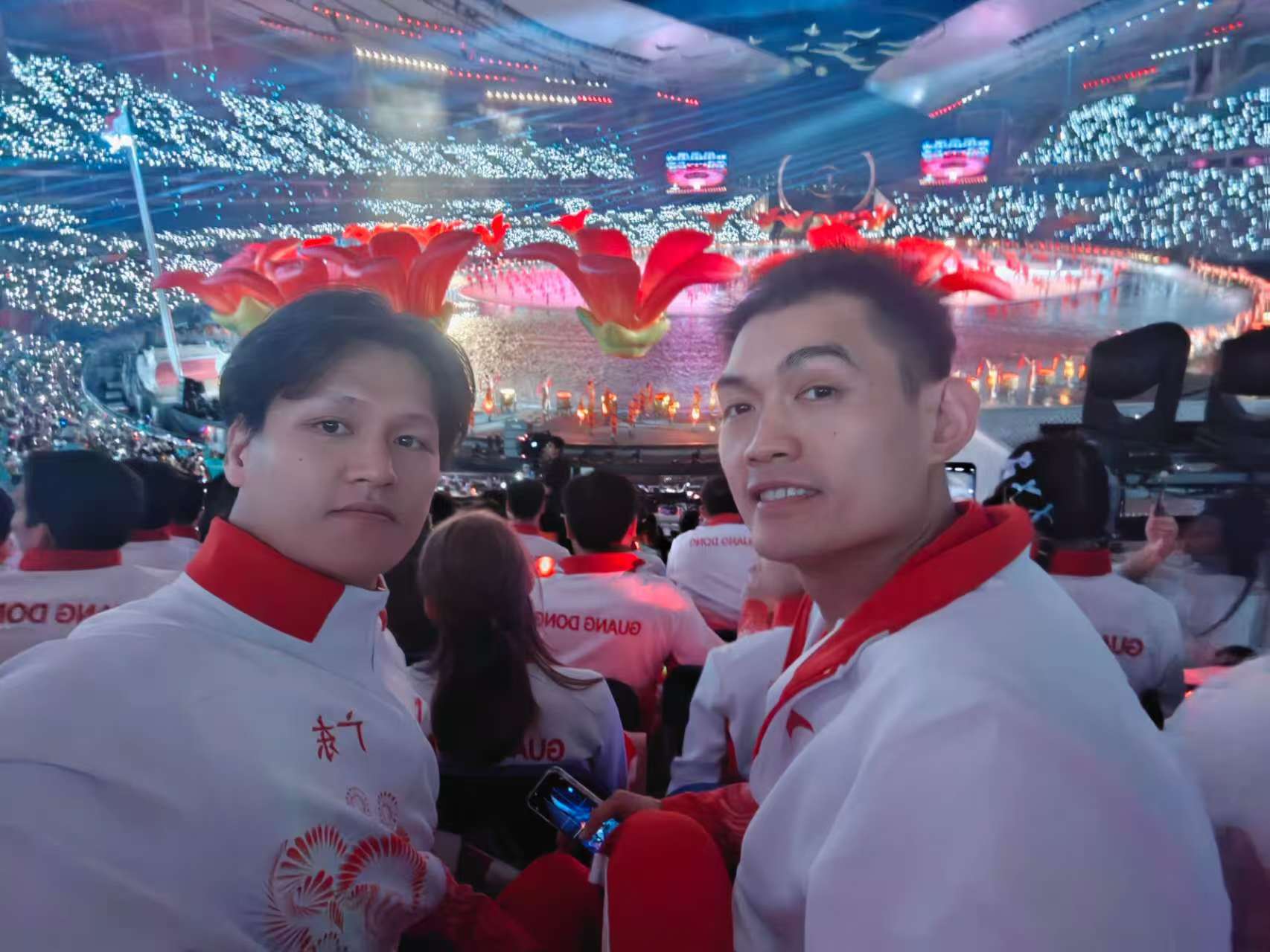 激动!自豪!众多“湛将”现场见证全运会开幕式