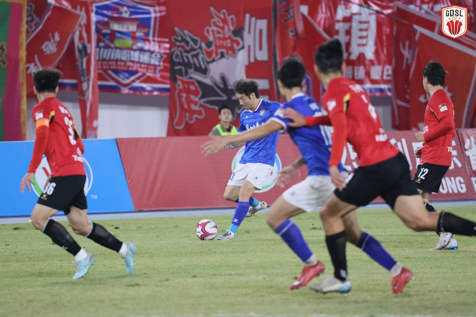 解读绿茵名局背后的精彩故事                          