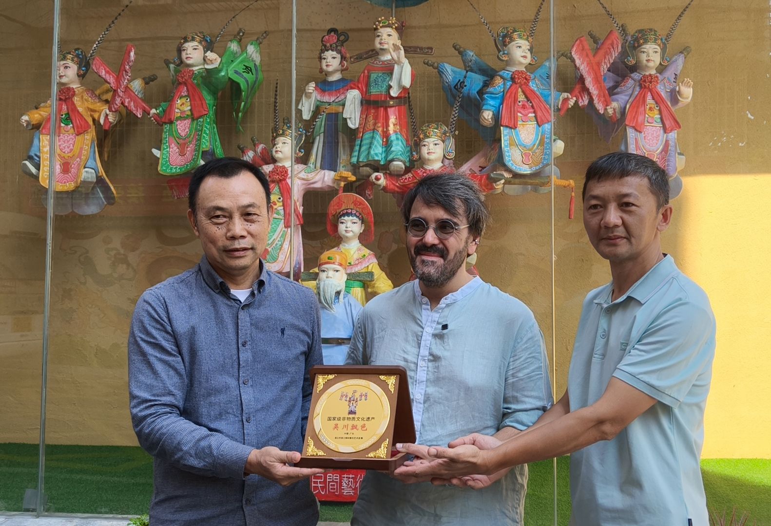 中法画家在吴川寻访“鲜美湛江”