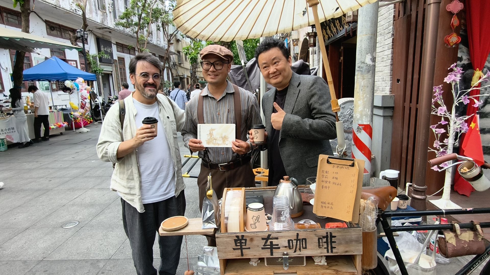 中法画家携手描绘“鲜美湛江”