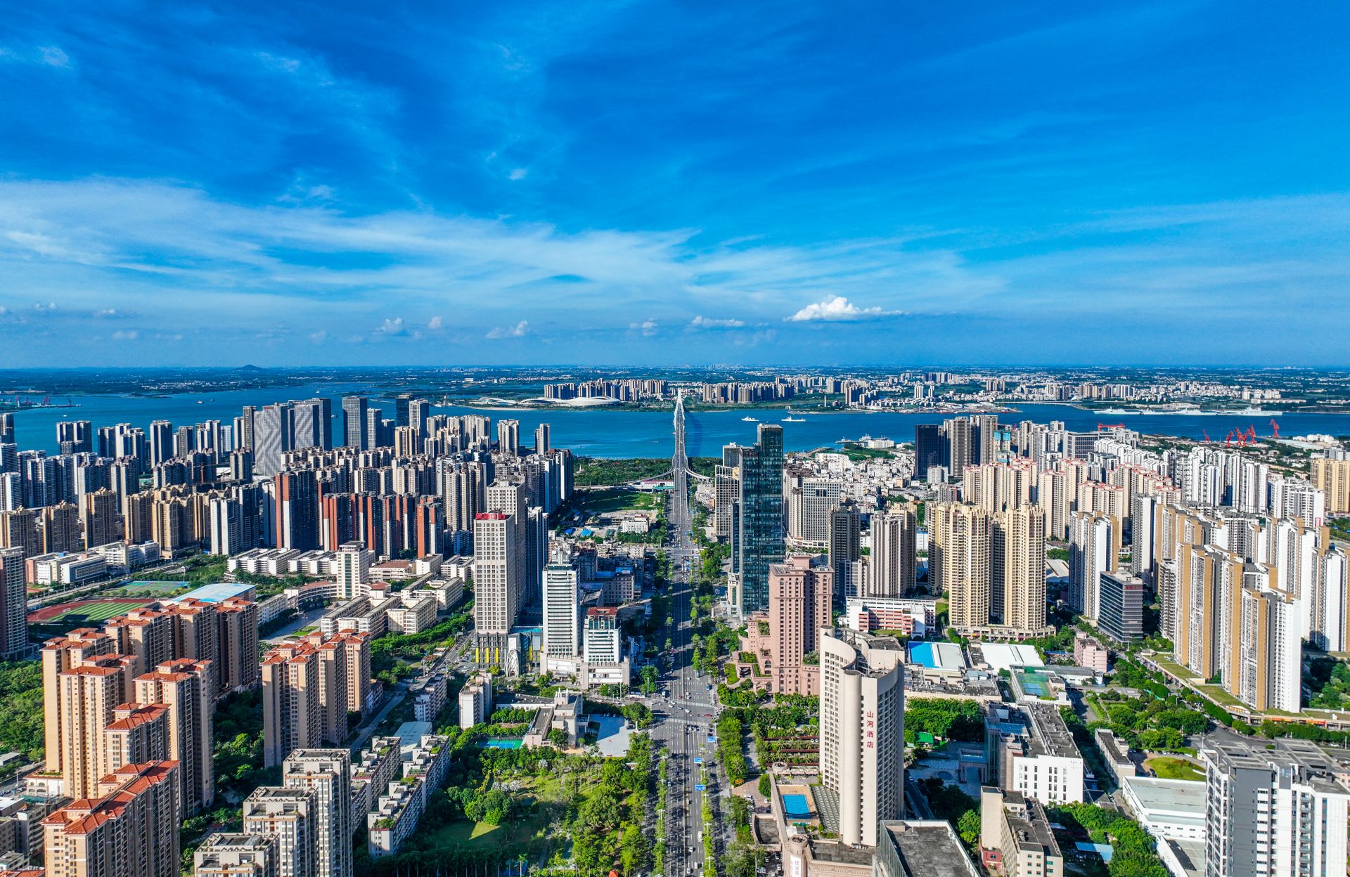 企业和城,共同成长!