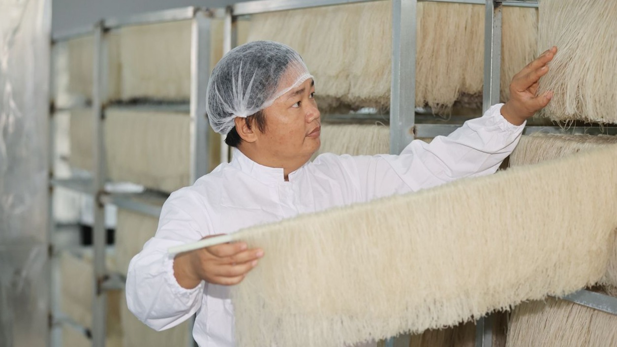 廉江米粉借白云帮扶“起飞”