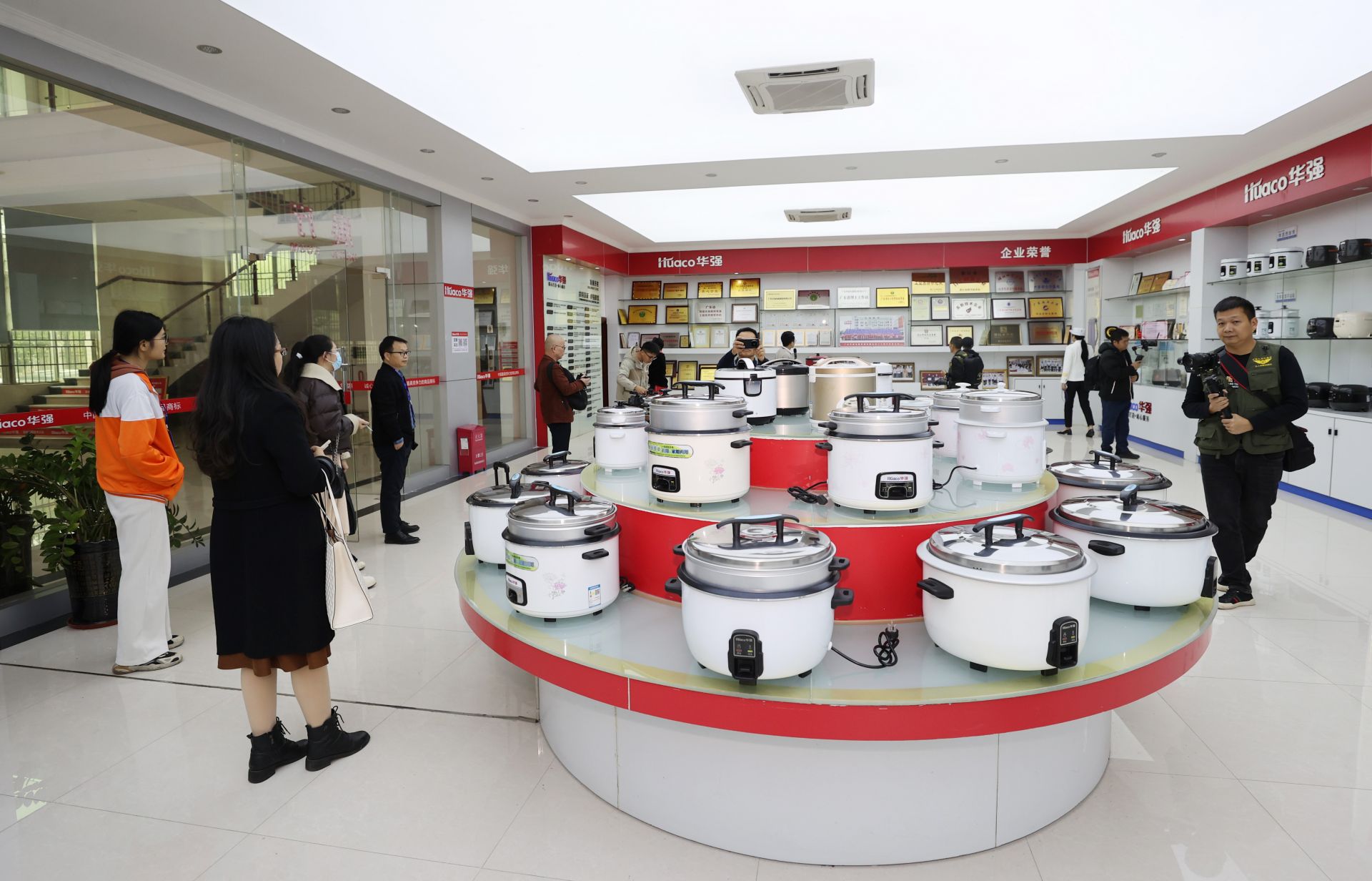 产能领跑全国，为何消费者“不识君”？