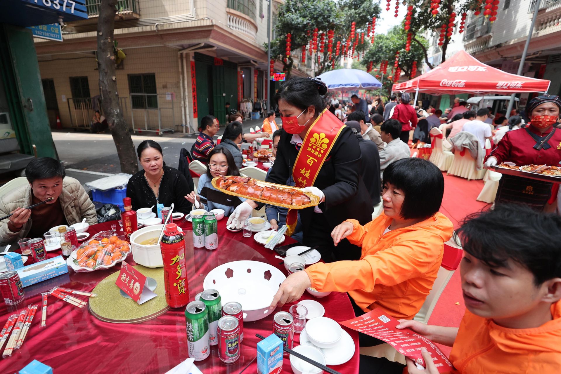 万人年例菜 竞展湛江鲜