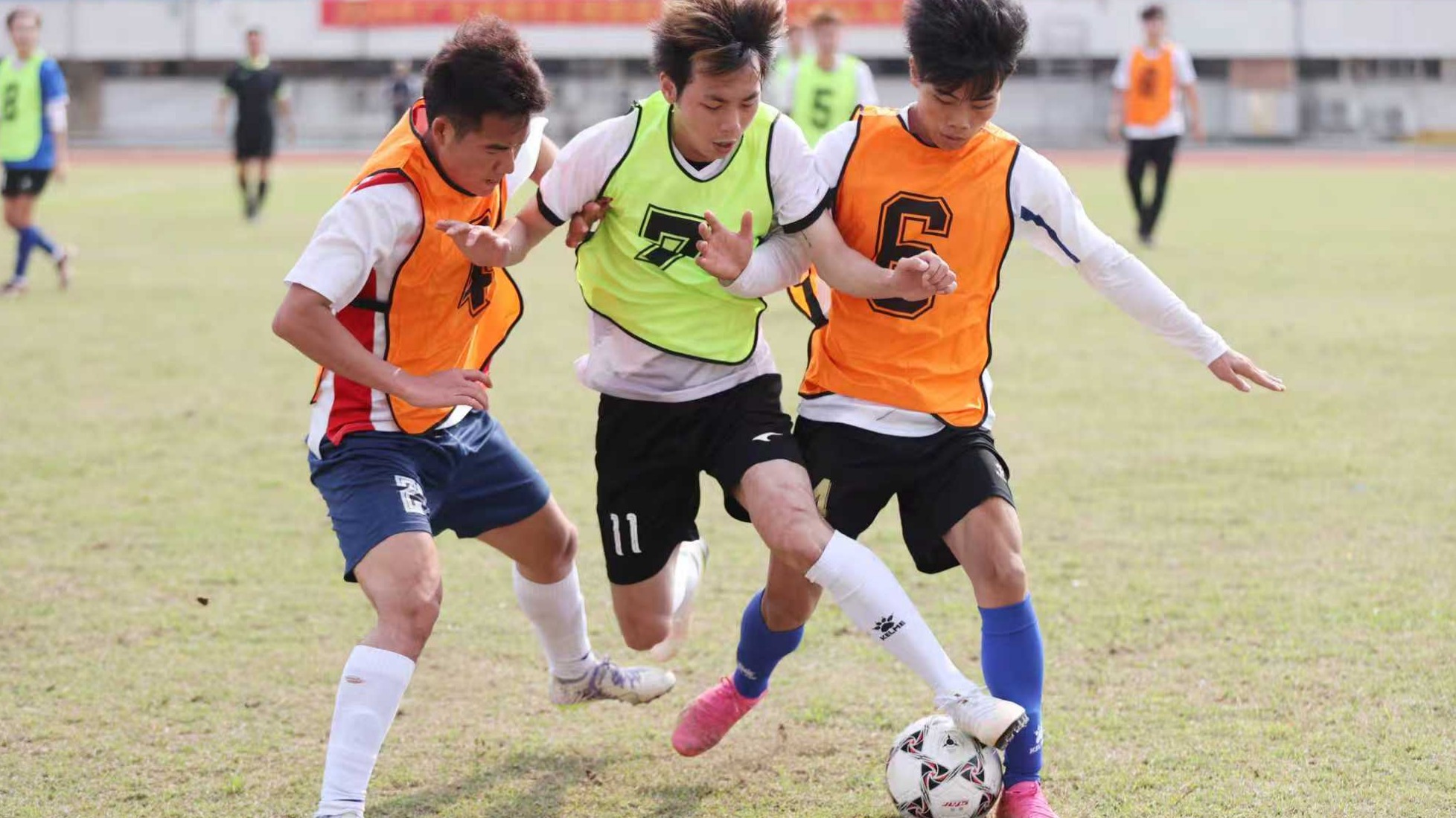 省城市足球超级联赛湛江队海选活动举行