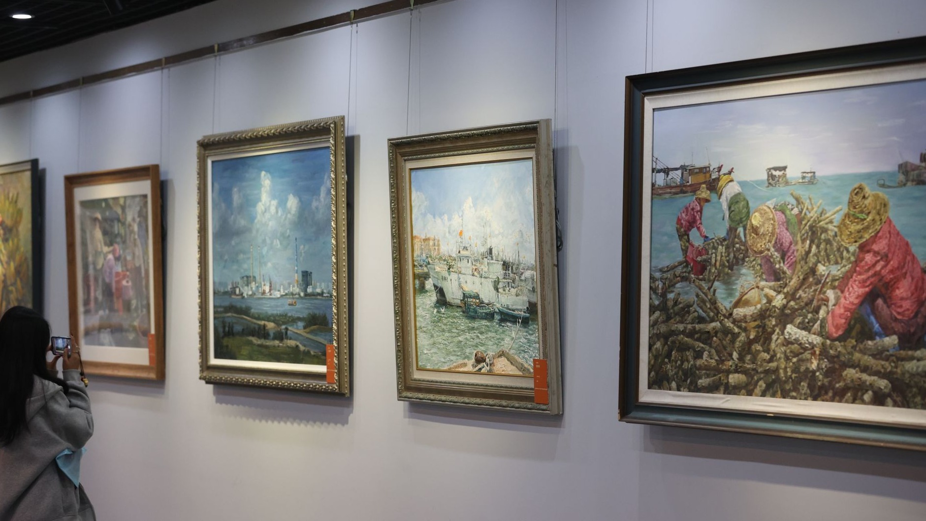 湛江市助力“百千万工程”美术作品展在湛江书画院展出