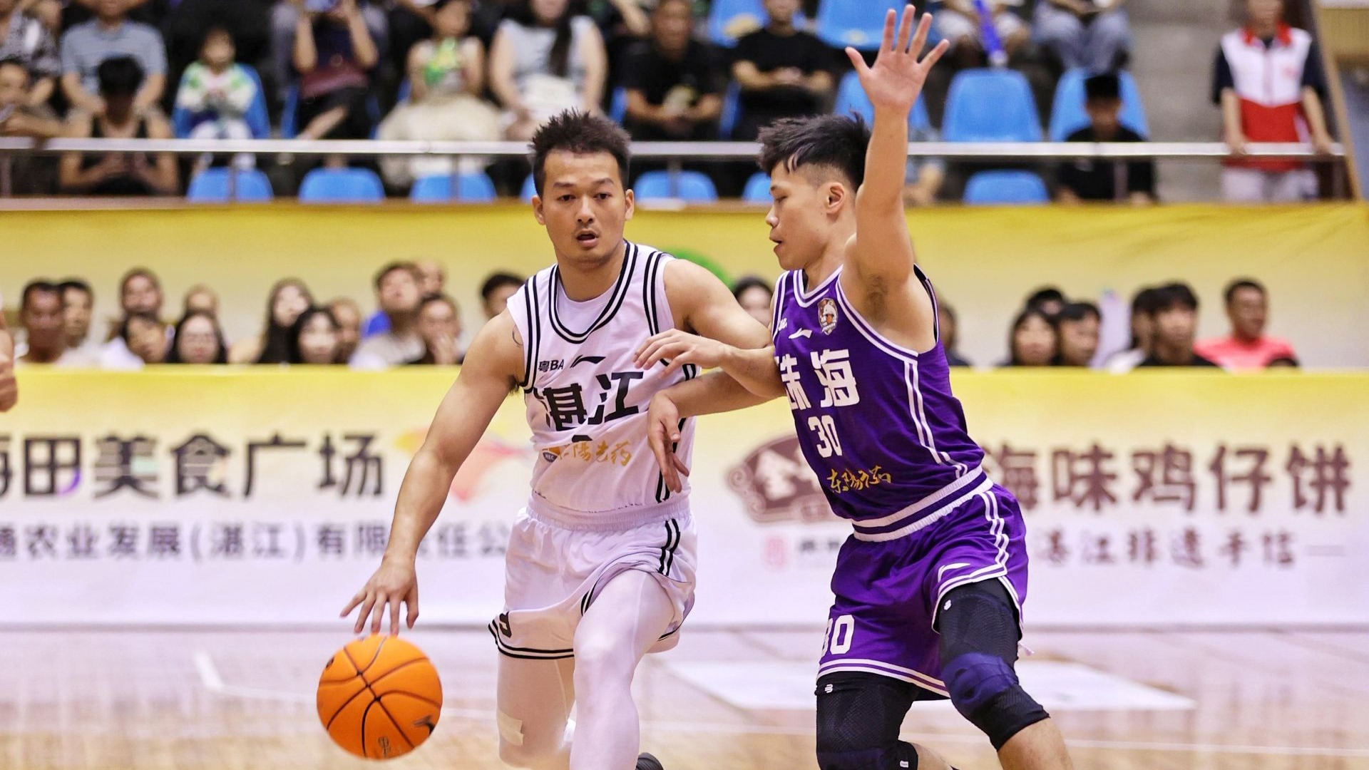 “粤BA”常规赛第四轮双海豚大战客队取胜