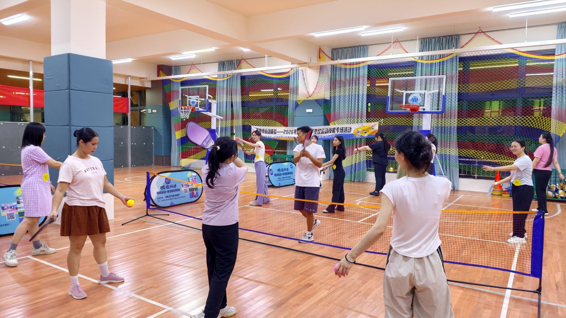 霞山青年夜校燃动青春