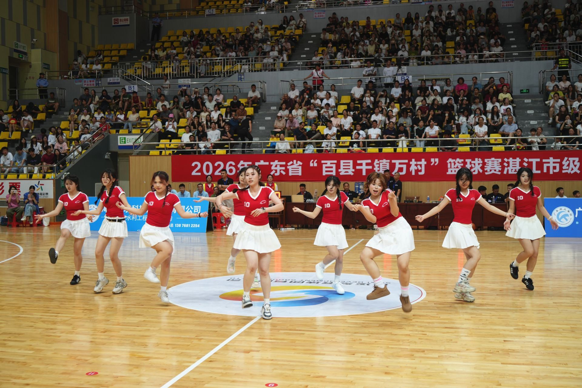 湛江周末响起体育“三重奏”