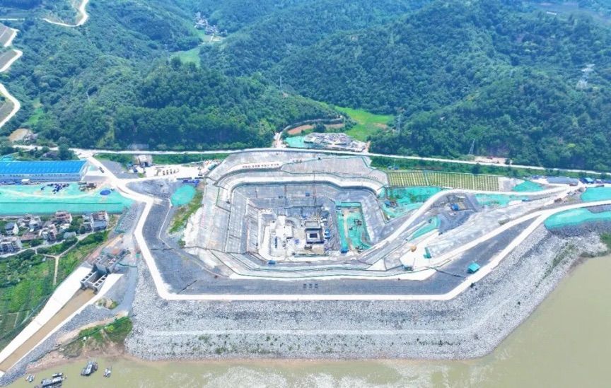 环北广东工程地心泵站首仓大体积混凝土完成浇筑