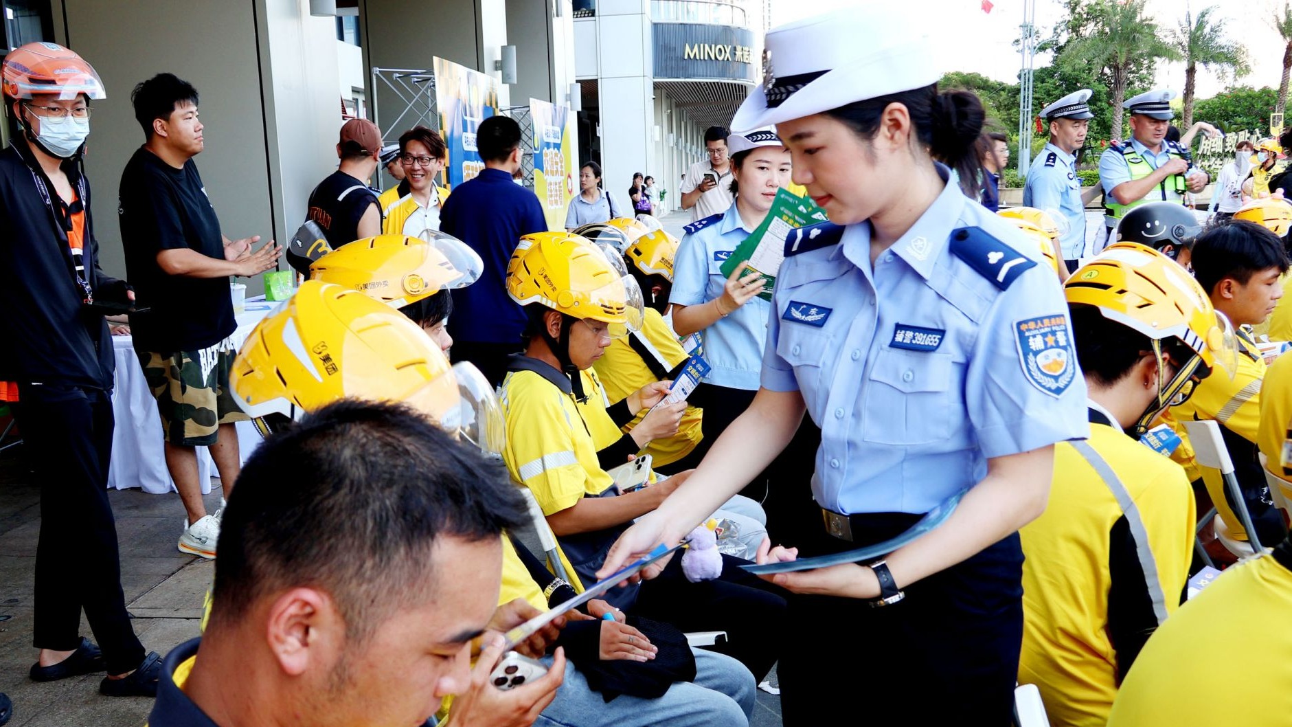 湛江政企联动暖心守护城市奔跑者
