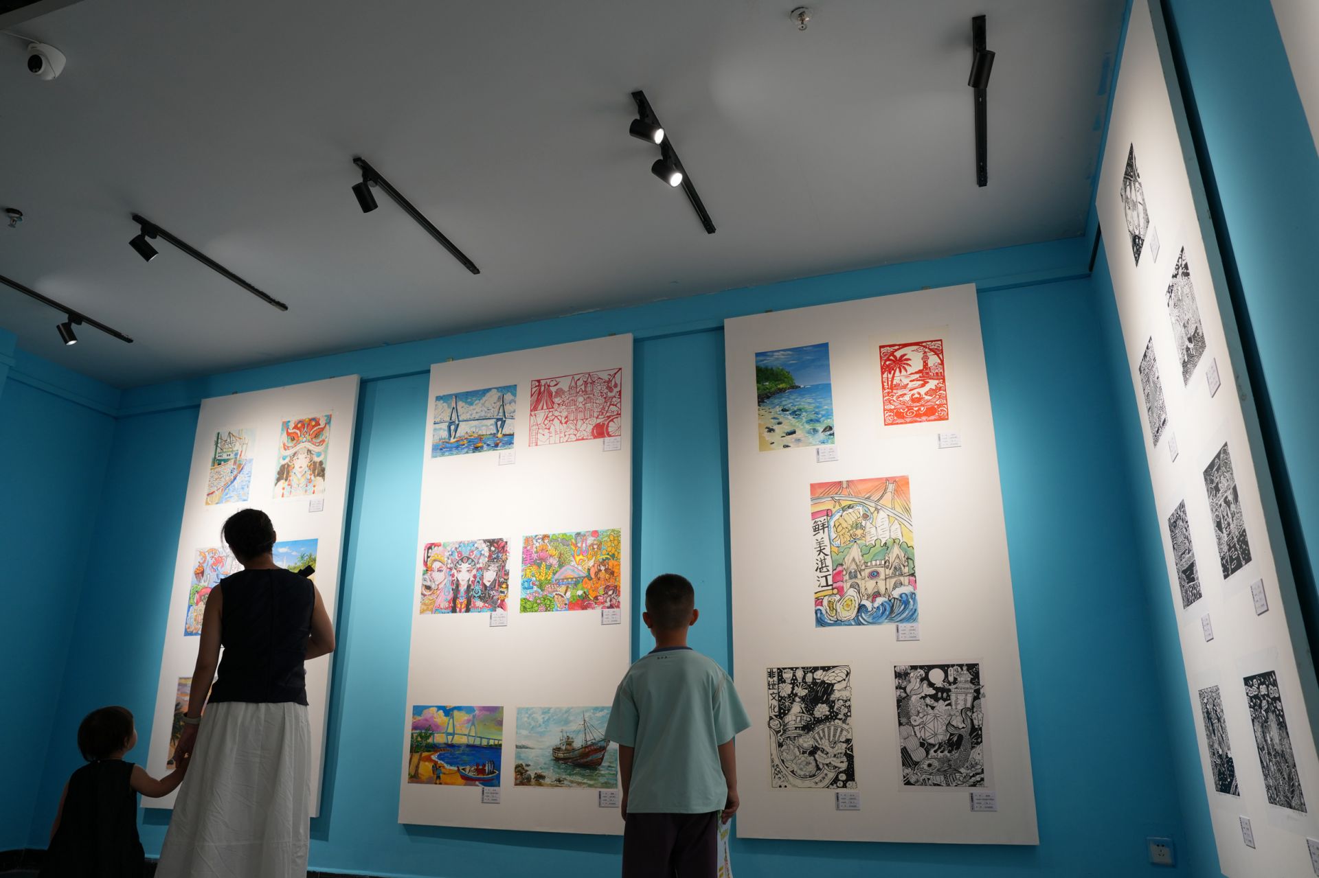 暑期又添好去处！“鲜美湛江”少儿书画作品展火热开展