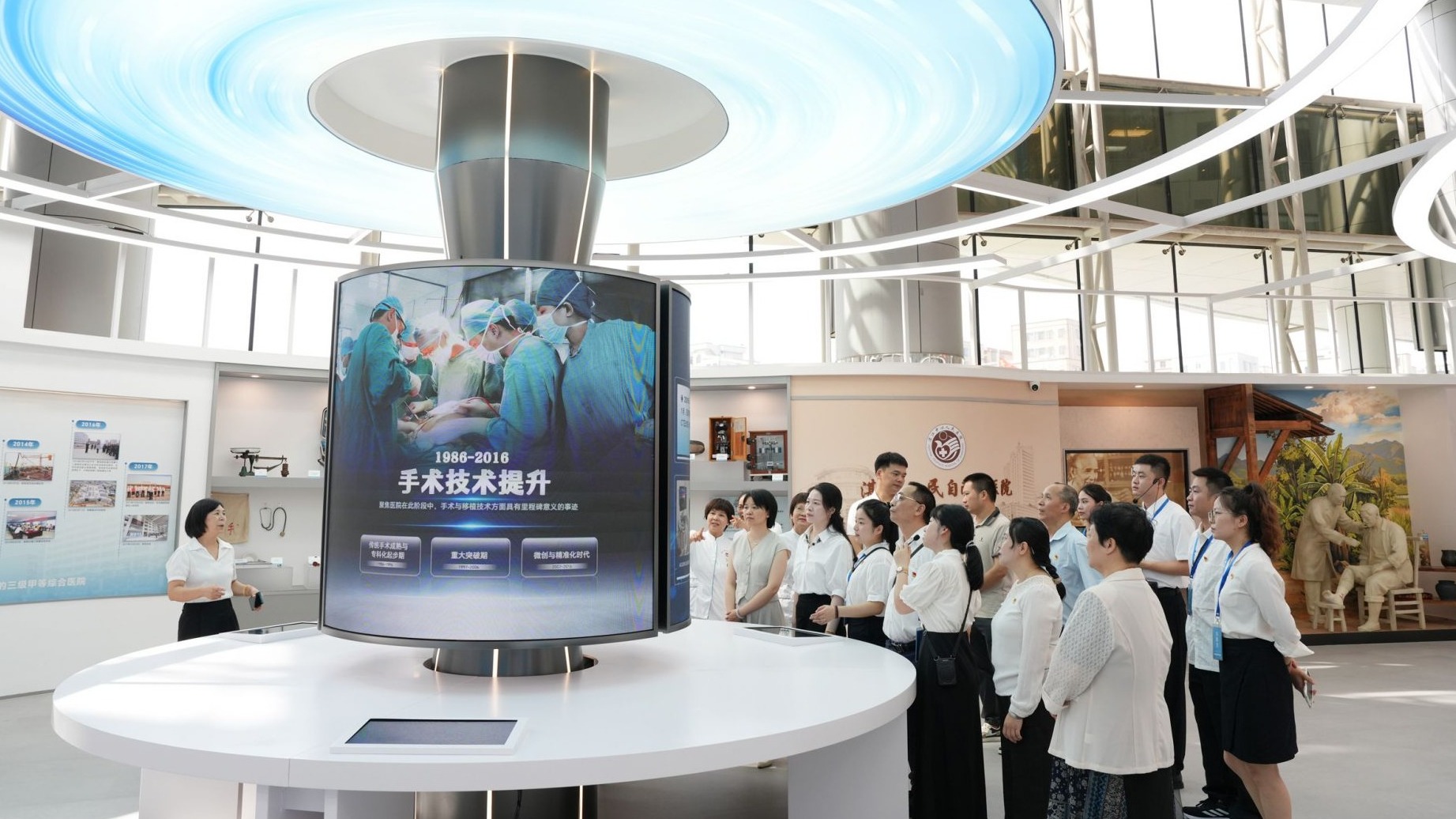 湛江中心人民医院院史馆开馆