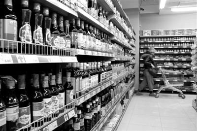 官方抽检酱油醋未公布具体结果 称无塑化剂异常