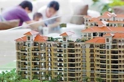 23、炒房人、外资热钱越多的地方，楼市泡沫越大，房价下趺时会越惨。