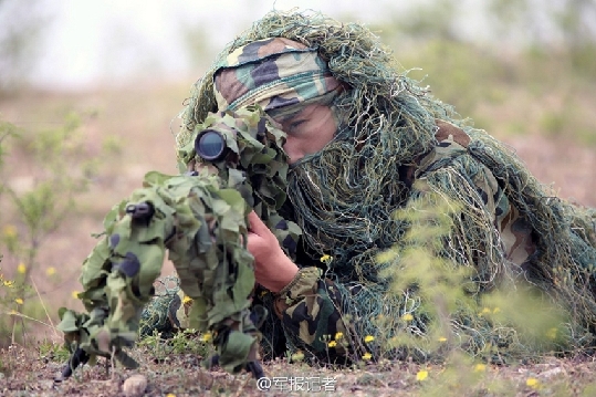高清：中国5所军校联演曝光 动用30余种主战装备【2】