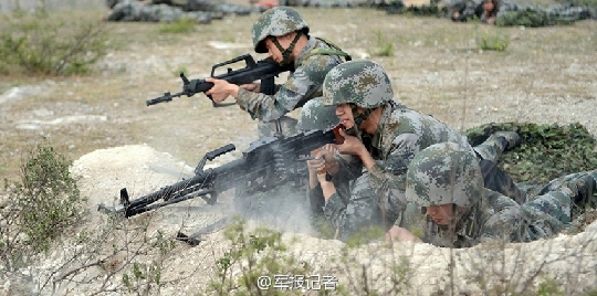 高清：中国5所军校联演曝光 动用30余种主战装备【4】