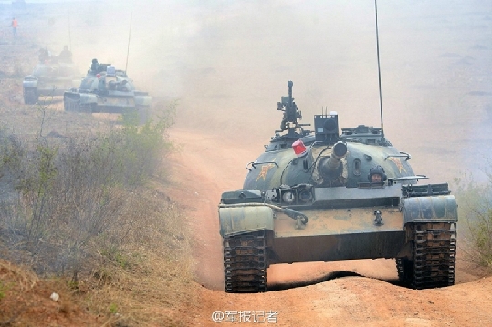 高清：中国5所军校联演曝光 动用30余种主战装备【7】