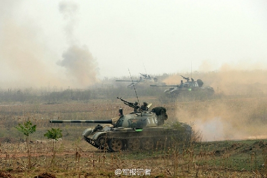 高清：中国5所军校联演曝光 动用30余种主战装备【8】