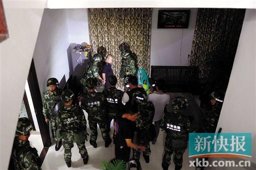 广东4个月缴获枪支31.6万支 炸药7000多公斤(图)