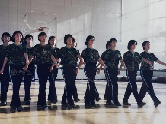 陕西姑娘04年担任大会堂服务员 11年后变身摩登女郎