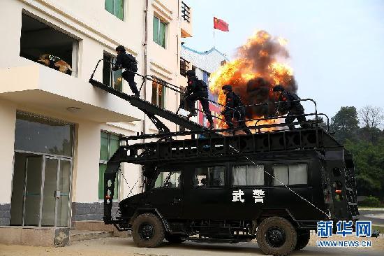 （军事）（1）福建武警极限训练备战比武