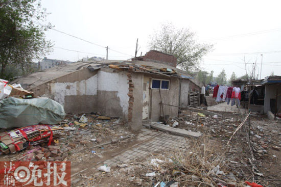 侵华日军飞机掩体遗址满目疮痍