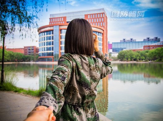 瑙ｆ斁鍐涙渶钀屾嫑鐢熸捣鎶ュ嚭鐐夛細濂冲叺鐗典綘鎵嬫父鍐涙牎