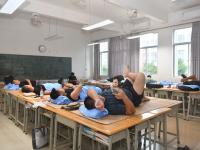 记者直击徐闻现场 台风“麦德姆”登陆前后12小时